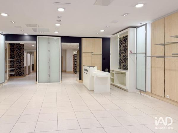 Location boutique/local commercial 145 m² Pertuis