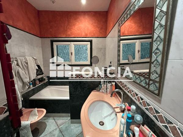 À vendre Maison 8 pièces 300 m² - Avignon 84000