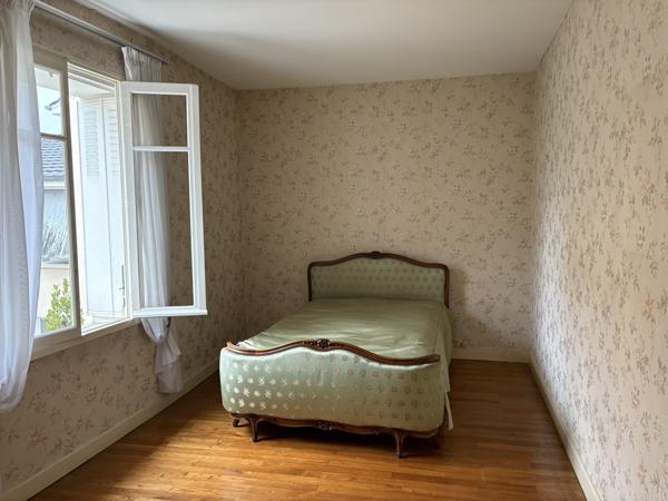 AU CŒUR DE LA VILLE MAISON BOURGEOISE F7 CHÂTELLERAULT Réf 2649