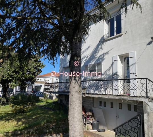 Maison à vendre 6 pièces de 197 m²