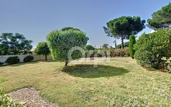 Maison à vendre    5 pièces •  Roquebrune-sur-Argens