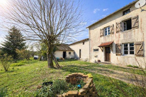 Maison à vendre |  Montrol-Sénard |  3 pièces | 78 m²