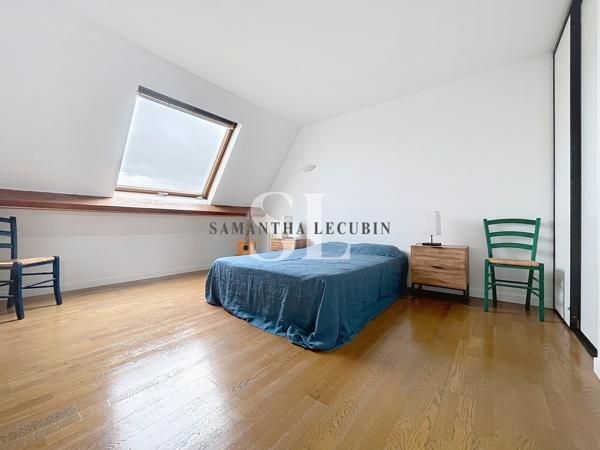 Maison
         7 pièces
        - 145 m² Bien prestige 698 000 € *