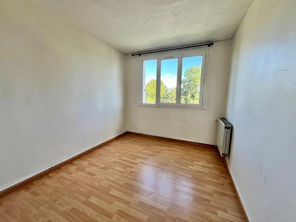 Appartement F4 de 68 m² à 2 pas de la Gare