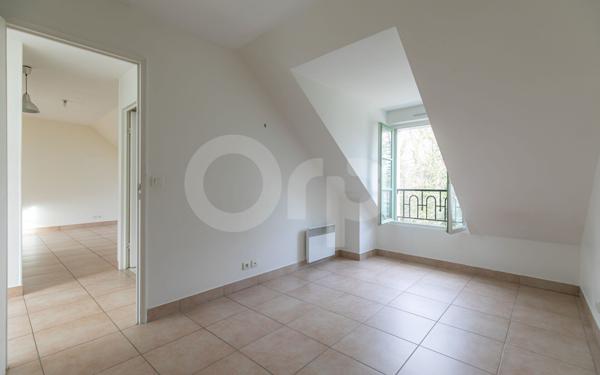 Appartement à vendre    2 pièces • 35,81 m2 Champs-sur-Marne