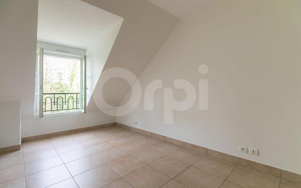Appartement à vendre    2 pièces • 35,81 m2 Champs-sur-Marne