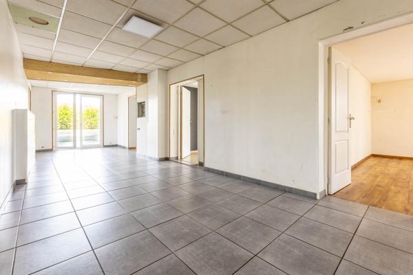 Plain-pied 230m² hab,5 chambres, garage et jardin - REF. VM425