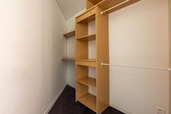 Plain-pied 230m² hab,5 chambres, garage et jardin - REF. VM425