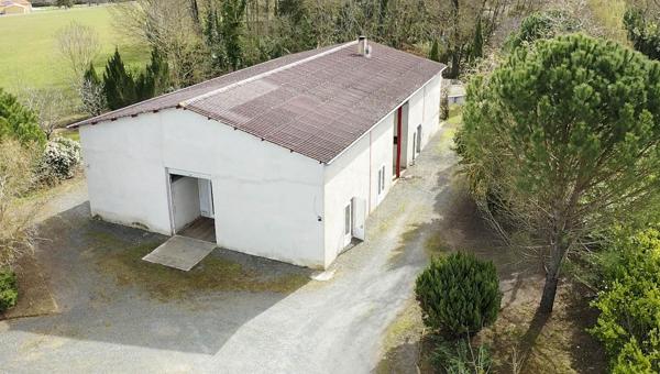 Plain-pied 230m² hab,5 chambres, garage et jardin - REF. VM425