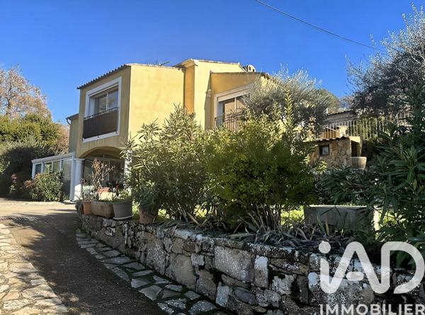 Maison à vendre 6 pièces 147,35 m² Grasse