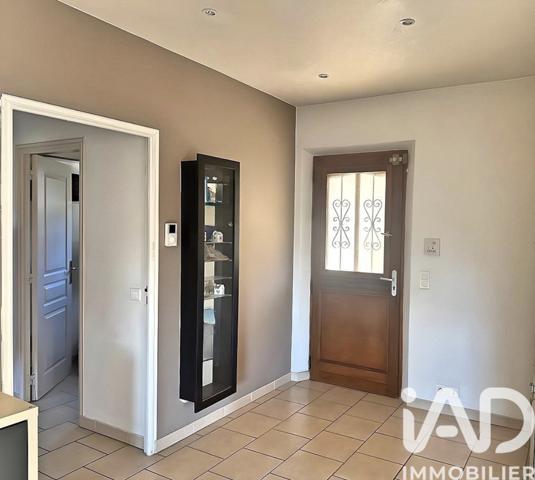 Maison à vendre 6 pièces 147,35 m² Grasse