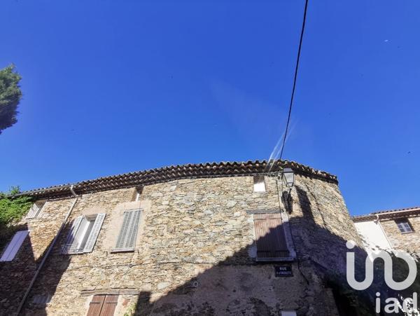 Maison de village 6 pièces de 124 m² à La Garde-Freinet (83680)