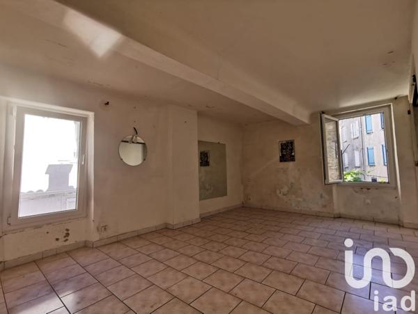 Maison de village 6 pièces de 124 m² à La Garde-Freinet (83680)