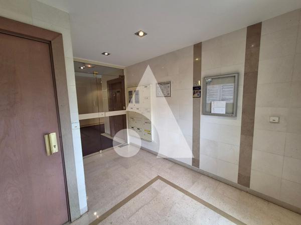 Appartement 3 pièces 75.76 m2