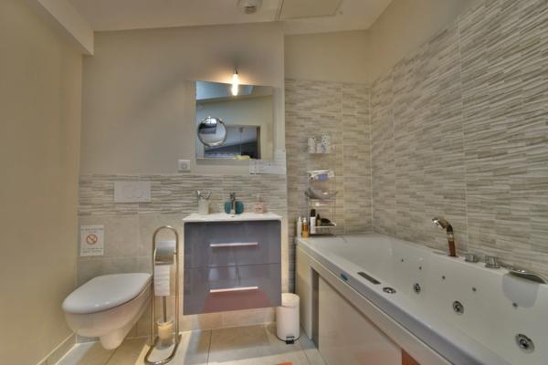 Propriété de prestige avec deux gîtes, salle de réception et prestations haut de gamme