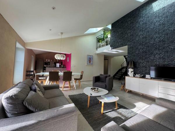 Propriété de prestige avec deux gîtes, salle de réception et prestations haut de gamme