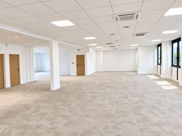 Opportunité de bureaux à louer à Bourg la Reine