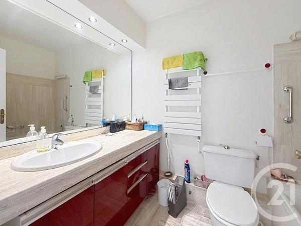 Appartement F5 à vendre  5 pièces - 101,10 m 2   MANDELIEU LA NAPOULE  - 06