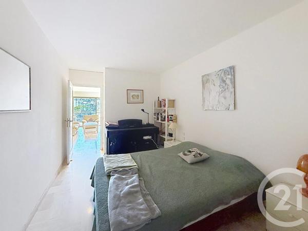 Appartement F5 à vendre  5 pièces - 101,10 m 2   MANDELIEU LA NAPOULE  - 06