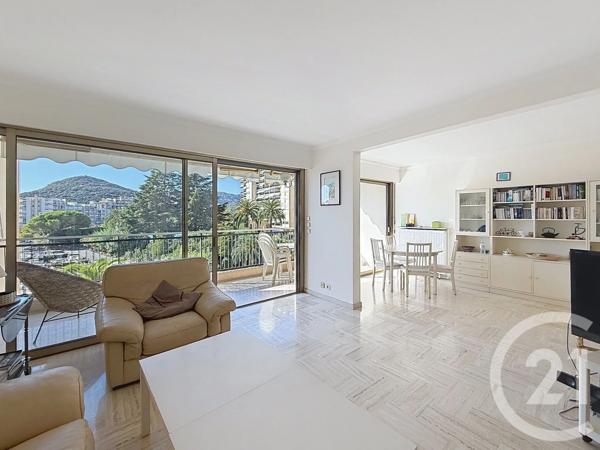 Appartement F5 à vendre  5 pièces - 101,10 m 2   MANDELIEU LA NAPOULE  - 06