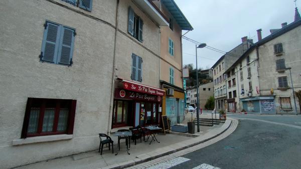 Fonds de commerce Tenay