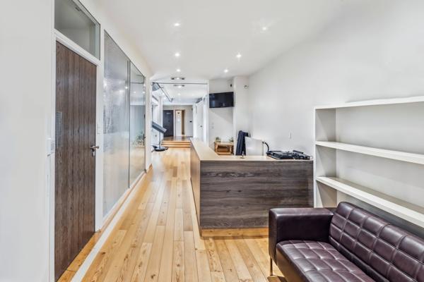 Immeuble de bureaux à vendre, un bien rare de caractère, au coeur du 16ème arrondissement