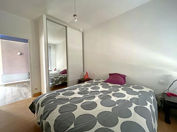 À vendre : Appartement spacieux de 4 pièces à COURCY !