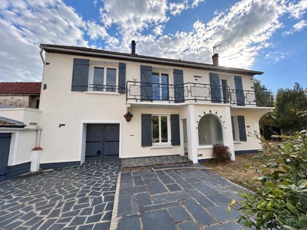 MARCOUSSIS - MAISON FAMILIALE INDIVIDUELLE - 155 M2 AU SOL - JARDIN AGRÉABLE - POTENTIEL DE 5 CHAMBRES