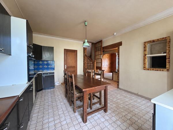 MARCOUSSIS - MAISON FAMILIALE INDIVIDUELLE - 155 M2 AU SOL - JARDIN AGRÉABLE - POTENTIEL DE 5 CHAMBRES