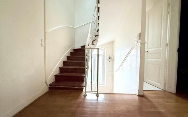 Maison à vendre    8 pièces • 172 m2 Le Plessis-Trévise