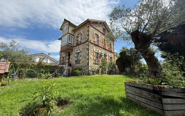 Maison à vendre    8 pièces • 172 m2 Le Plessis-Trévise