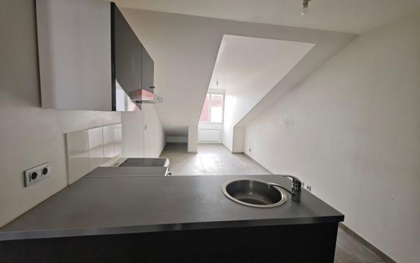 Appartement à louer    5 pièces •  Maule