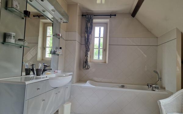 Maison à vendre    7 pièces •  Santeny