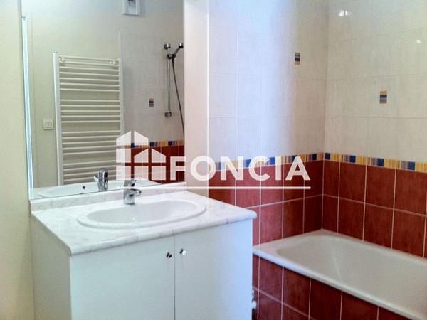 Location Appartement 3 pièces 65.18 m² - RUE LAMARTINE Bourg En Bresse 01000