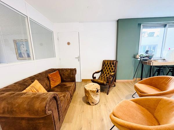 Local commercial 5 bureau avec parking et cave en centre ville de Rouen