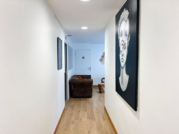 Local commercial 5 bureau avec parking et cave en centre ville de Rouen