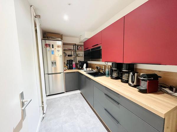 Local commercial 5 bureau avec parking et cave en centre ville de Rouen