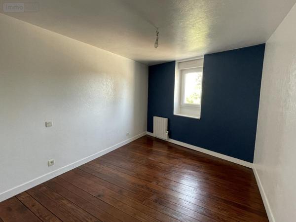 Maison à louer à Cossé-le-Vivien en Mayenne (53230), ref : 53032-L329