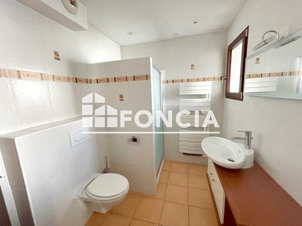Location Appartement 4 pièces 104.05 m² - 28 ET 32 AVENUE DE LA GARE Divonne Les Bains 01220