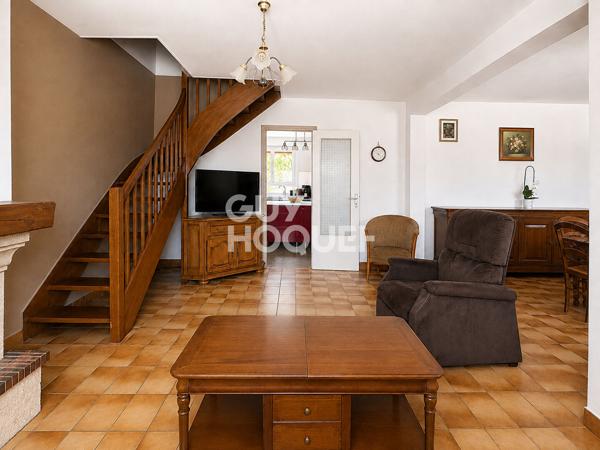Maison familiale de  7 pièces et 154 m² - Aix-les-Bains - Terrain de 1 689 m²