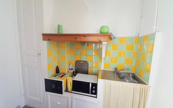 Appartement à vendre    2 pièces • 35 m2 Toulon