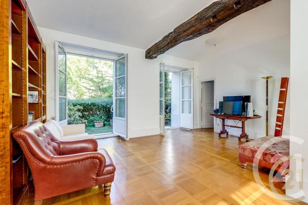 Appartement F3 à vendre  3 pièces - 65 m 2   PARIS  - 75018
