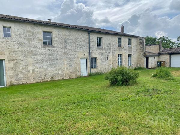 Maison Aiffres
