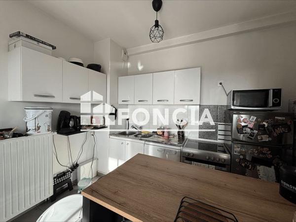 Location Appartement 3 pièces 63.58 m² - 3 RUE PINGUET GUINDON Tours 37100