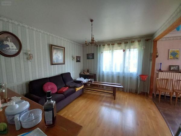 Maison à vendre à Cérans-Foulletourte dans la Sarthe (72330), ref : 72122-1236