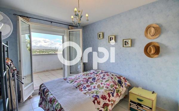 Maison à vendre    5 pièces •  Marseille 11