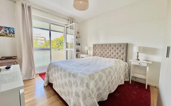 Appartement à vendre    3 pièces • 71 m2 Le Bouscat