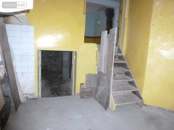 Immeuble à vendre à Saint-Flour dans le Cantal (15100), ref : 044/296