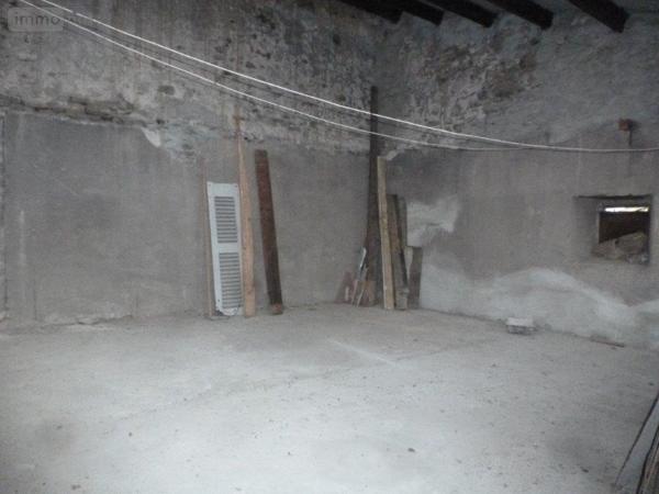 Immeuble à vendre à Saint-Flour dans le Cantal (15100), ref : 044/296