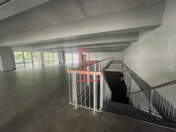 Bureau de 687 m² à vendre à Bordeaux Euratlantique